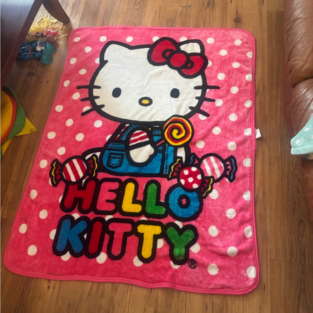 Hello kitty fleece blanket